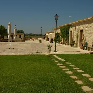Masseria Sul Mare Country house Avola